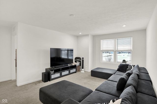 15425 Montfort Drive, Noblesville, IN 46062