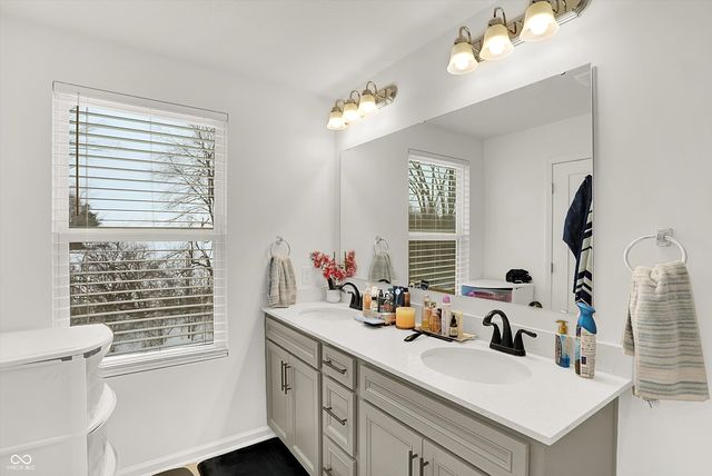 15425 Montfort Drive, Noblesville, IN 46062