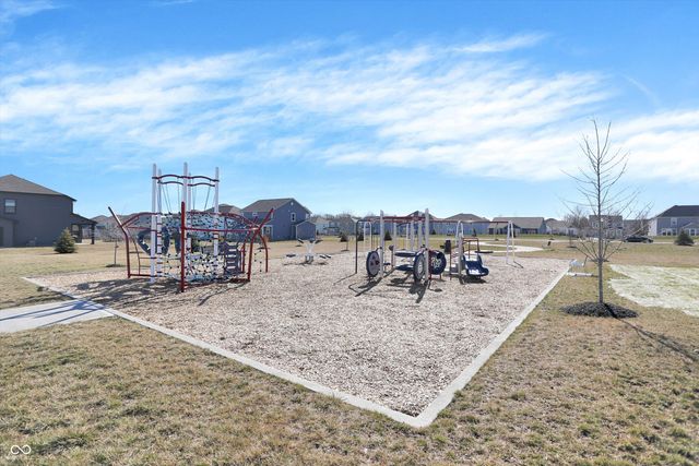 15425 Montfort Drive, Noblesville, IN 46062