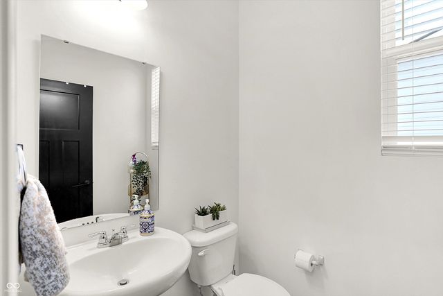 15425 Montfort Drive, Noblesville, IN 46062