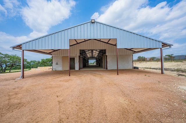 5228-A FM 3240, Bandera, TX 78003