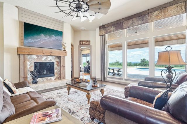 5228-A FM 3240, Bandera, TX 78003