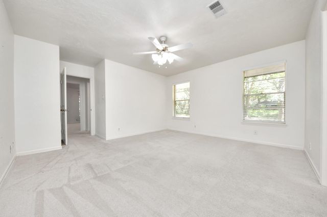 215 Hardy Street, Bacliff, TX 77518