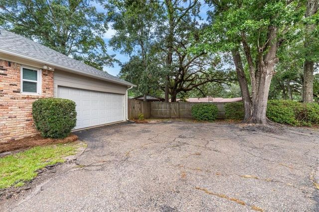 5724 Marquis Court, Mobile, AL 36609