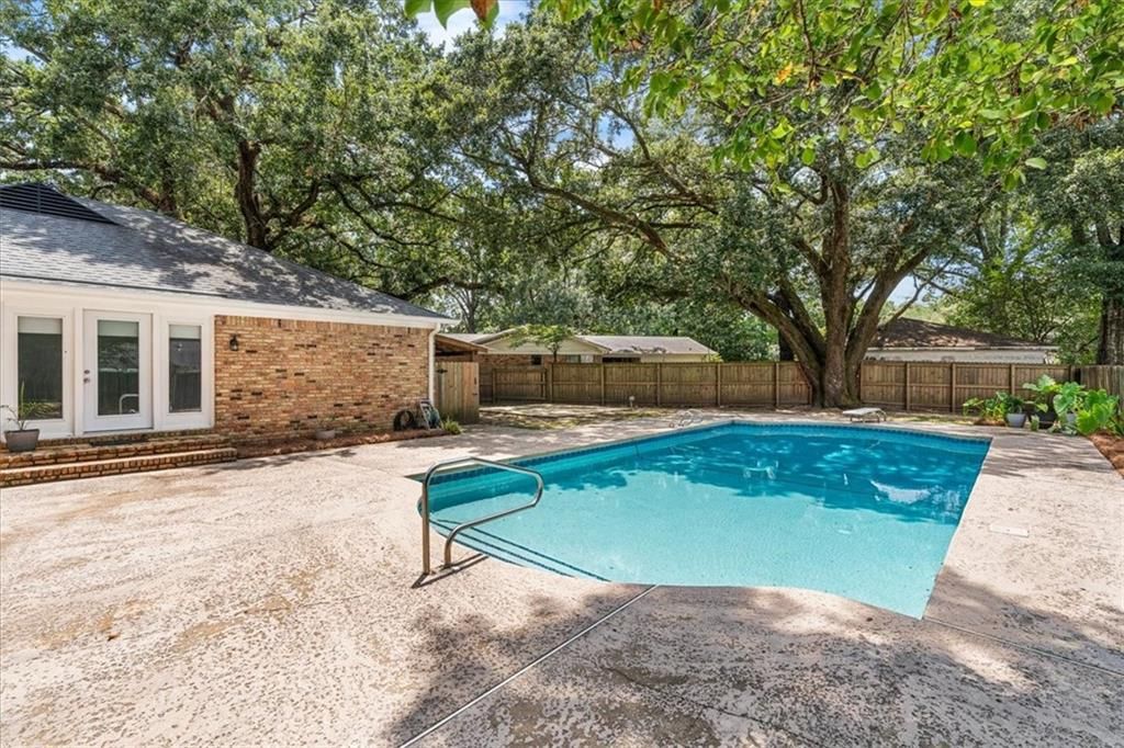 5724 Marquis Court, Mobile, AL 36609 — photo 2