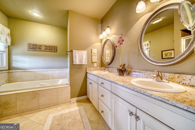883 Ramey Mountain Road, Hiawassee, GA 30546