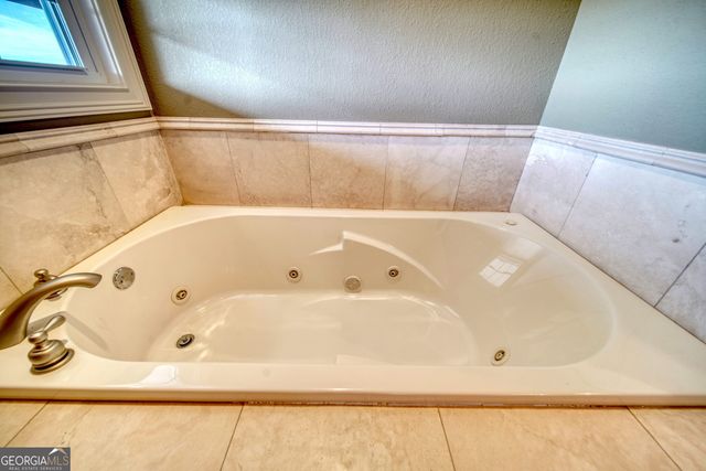 883 Ramey Mountain Road, Hiawassee, GA 30546