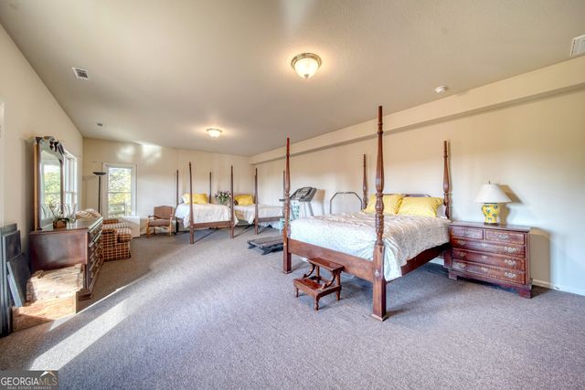 883 Ramey Mountain Road, Hiawassee, GA 30546
