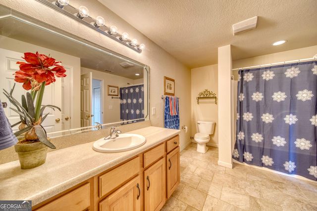 883 Ramey Mountain Road, Hiawassee, GA 30546