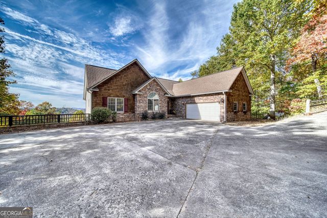883 Ramey Mountain Road, Hiawassee, GA 30546