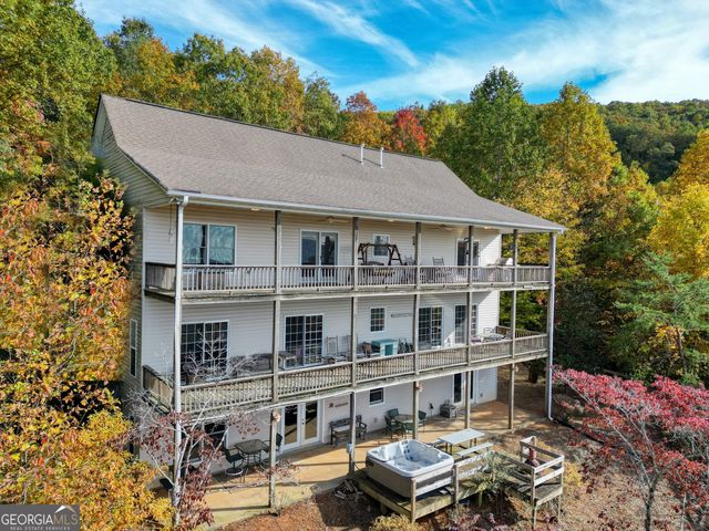 883 Ramey Mountain Road, Hiawassee, GA 30546