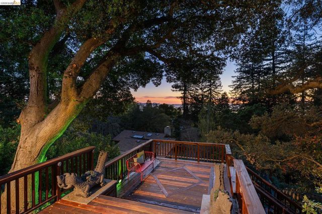 1179 Keith Ave, Berkeley, CA 94708