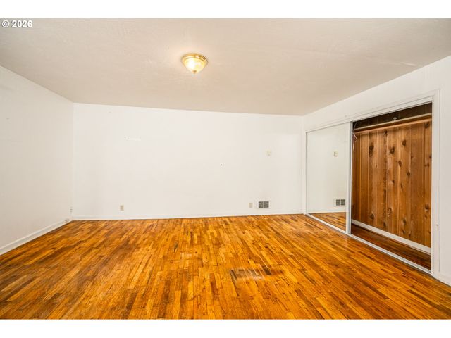 92133 MARCOLA Rd, Marcola, OR 97454