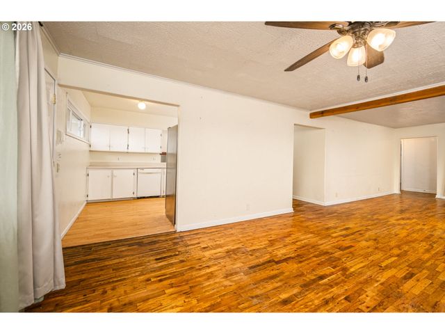 92133 MARCOLA Rd, Marcola, OR 97454