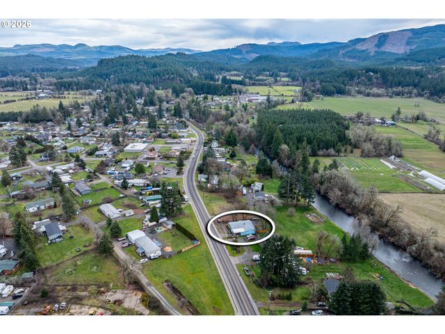 92133 MARCOLA Rd, Marcola, OR 97454