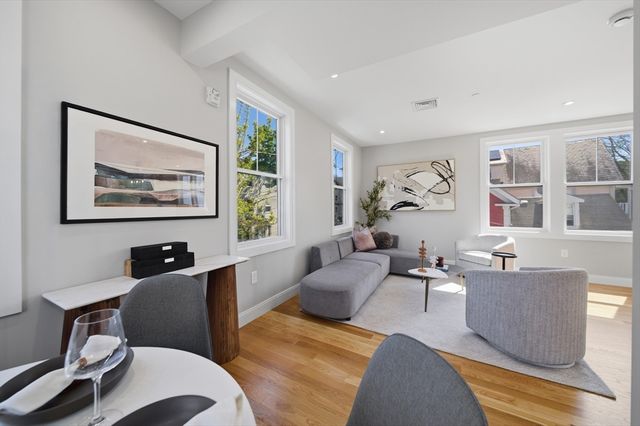 174 Walnut Street 2, Somerville, MA 02145