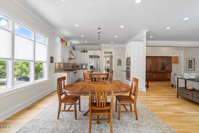 708 Meadowmont Lane, Chapel Hill, NC 27517
