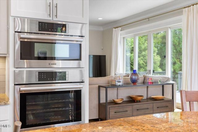 708 Meadowmont Lane, Chapel Hill, NC 27517