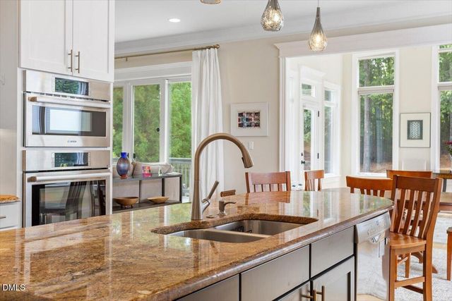 708 Meadowmont Lane, Chapel Hill, NC 27517