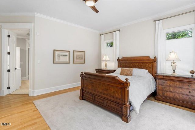 708 Meadowmont Lane, Chapel Hill, NC 27517