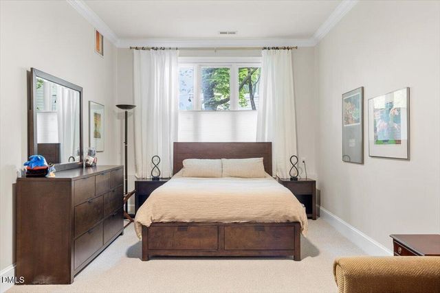 708 Meadowmont Lane, Chapel Hill, NC 27517