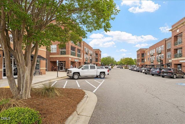 708 Meadowmont Lane, Chapel Hill, NC 27517
