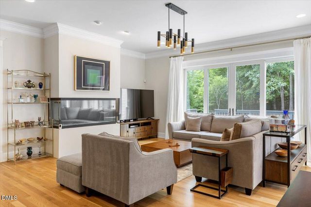 708 Meadowmont Lane, Chapel Hill, NC 27517