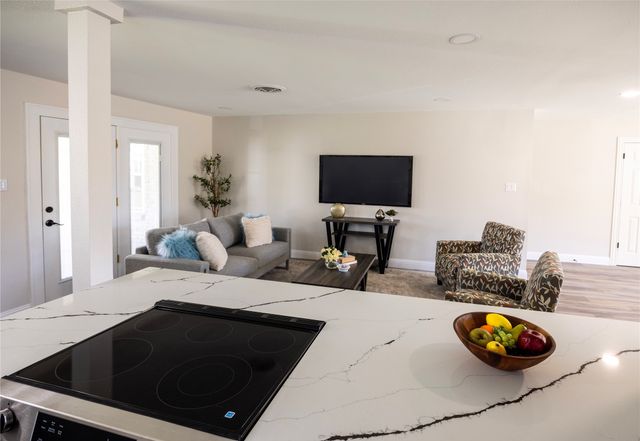 3544 Wosley Drive, Fort Worth, TX 76133