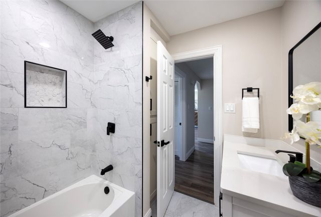 3544 Wosley Drive, Fort Worth, TX 76133