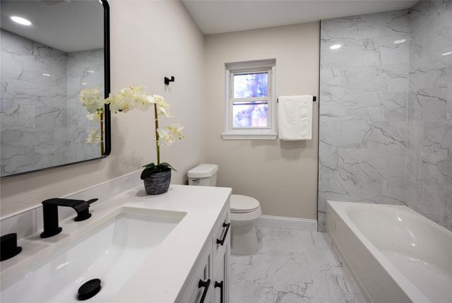 3544 Wosley Drive, Fort Worth, TX 76133