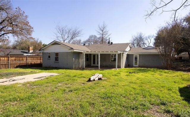 3544 Wosley Drive, Fort Worth, TX 76133