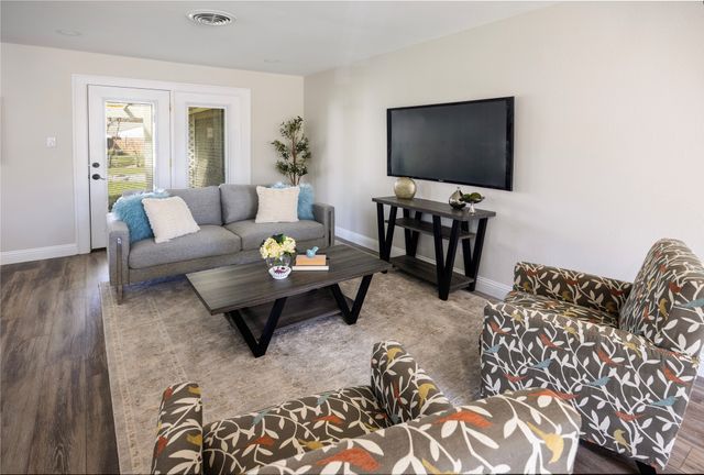 3544 Wosley Drive, Fort Worth, TX 76133