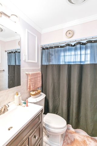 1651 Ardmore Avenue, Glendale Heights, IL 60139