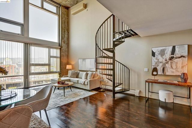 311 Oak St Pent 9, Oakland, CA 94607