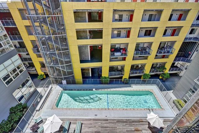 311 Oak St Pent 9, Oakland, CA 94607