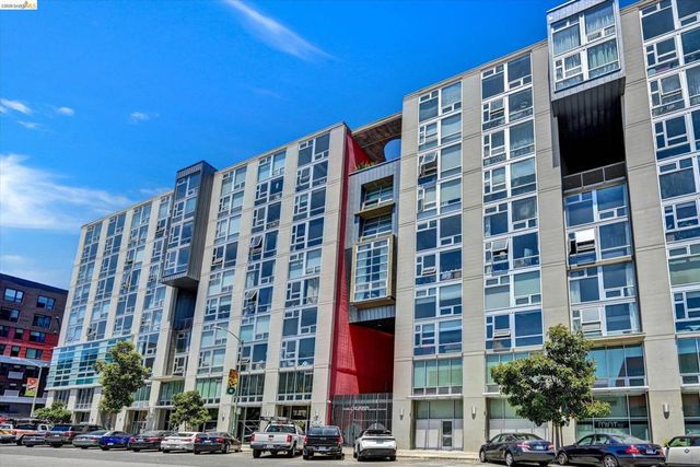 311 Oak St Pent 9, Oakland, CA 94607
