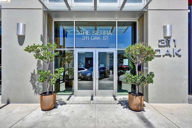 311 Oak St Pent 9, Oakland, CA 94607