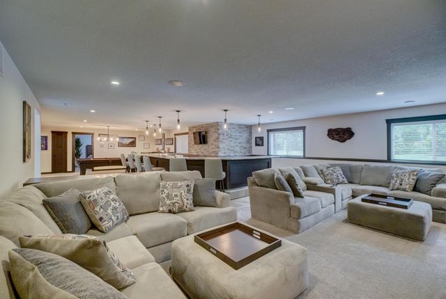 469 Dylan Court, Hudson, WI 54016