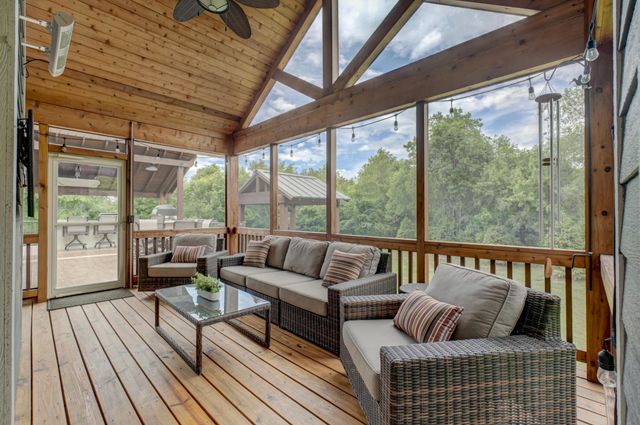 469 Dylan Court, Hudson, WI 54016