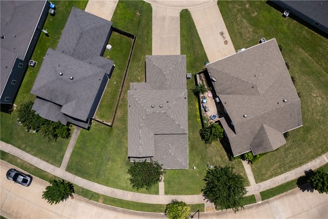 4600 W Colfax Loop, Fayetteville, AR 72704