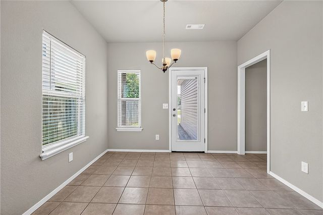 4600 W Colfax Loop, Fayetteville, AR 72704