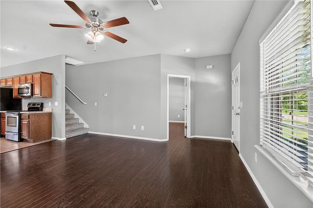 4600 W Colfax Loop, Fayetteville, AR 72704