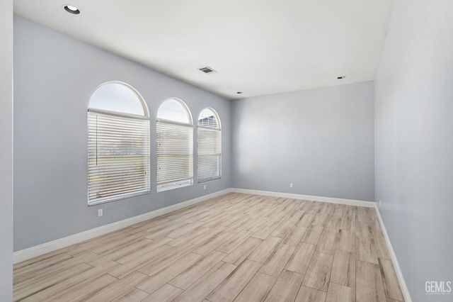 14012 Cedar Creek Avenue, Bakersfield, CA 93314