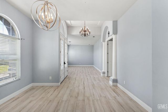 14012 Cedar Creek Avenue, Bakersfield, CA 93314
