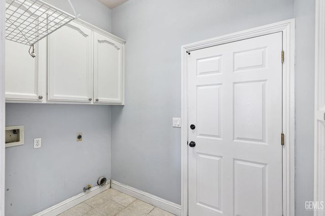 14012 Cedar Creek Avenue, Bakersfield, CA 93314