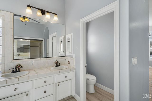 14012 Cedar Creek Avenue, Bakersfield, CA 93314