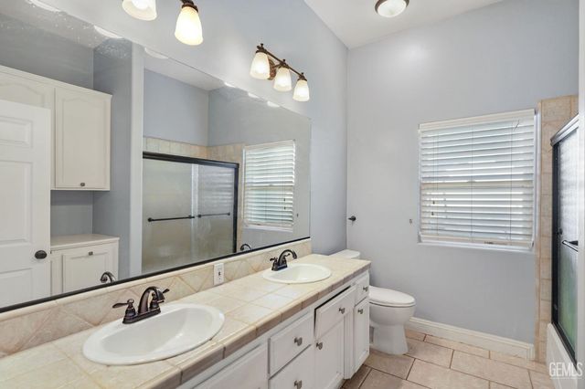 14012 Cedar Creek Avenue, Bakersfield, CA 93314
