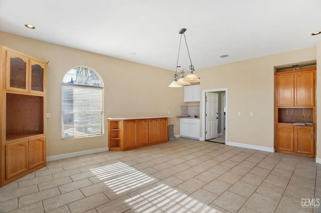 14012 Cedar Creek Avenue, Bakersfield, CA 93314