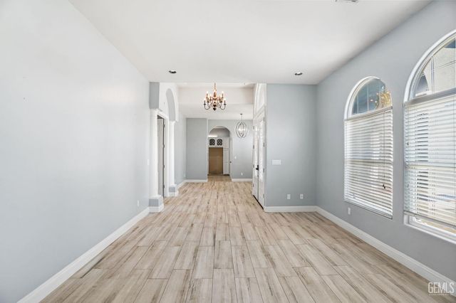 14012 Cedar Creek Avenue, Bakersfield, CA 93314