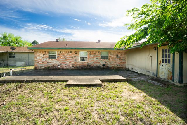 22330 State Highway 64, Canton, TX 75103